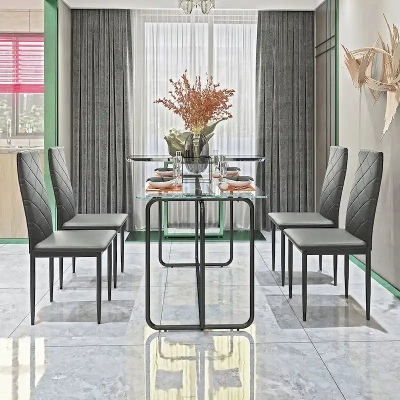Rechthoekige eettafel met metalen frame en gehard glazen blad