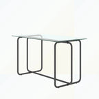Rechthoekige eettafel met metalen frame en gehard glazen blad