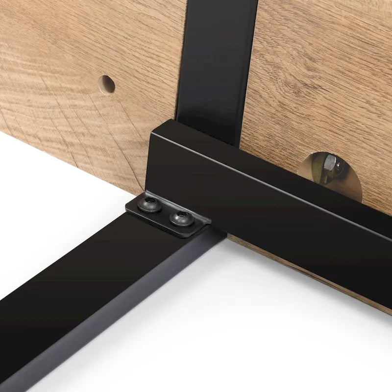 Rechthoekig bureau met houten blad en metalen onderstel