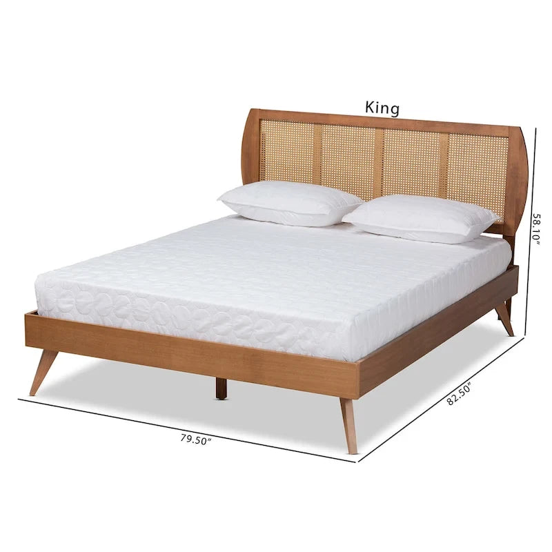 Walnootkleurig houten platformbed met synthetisch rotan