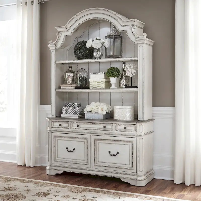 Antiek witte credenza en buffetkast