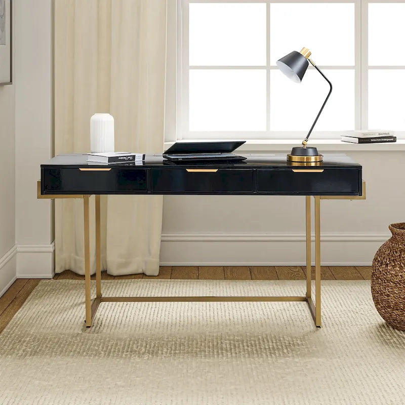 Modern bureau met 3 laden, USB-poorten en stopcontact