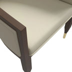 Leren eetkamerstoel met armleuningen en rubberwood frame